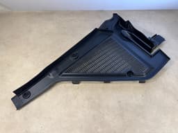 BMW GENUINE BMW X5 E70 LCI X6 E71 E72 LEFT LH Cover for housing microfilter 108341 — thumbnail 8