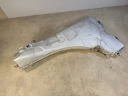 BMW BMW X5 E70 E70 LCI GENUINE Washer fluid reservoir 61677161477 — thumbnail 8