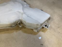 BMW BMW X5 E70 E70 LCI GENUINE Washer fluid reservoir 61677161477 — thumbnail 10