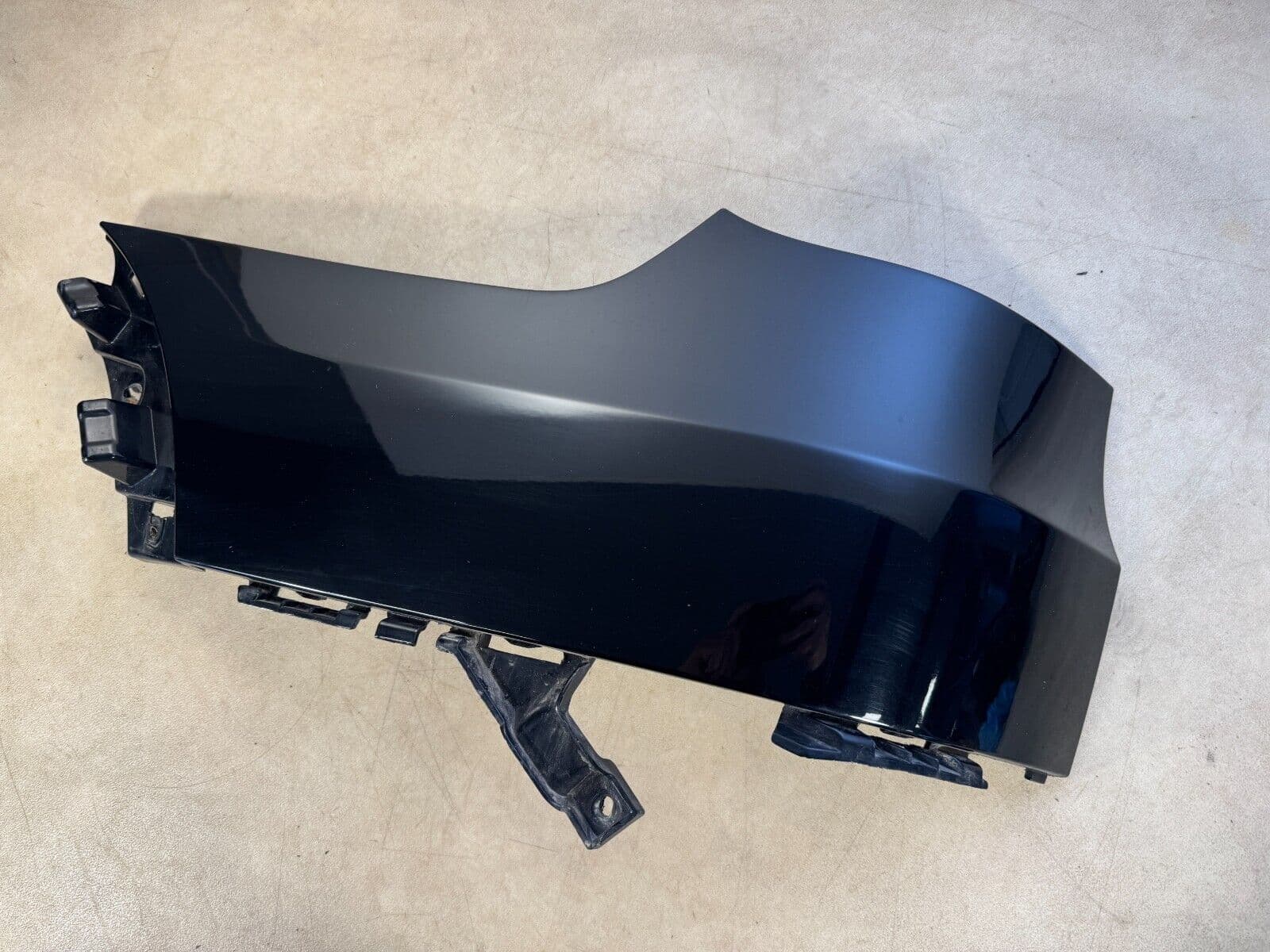 BMW BMW X5 E70 LCI M Sport Rear LEFT Bumper Cover Panel Black 51128037281