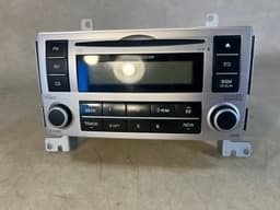 HYUNDAI GENUINE Hyundai SANTA FE OEM CD Radio Head Unit 96100-2B020CA EUROPE — thumbnail 3