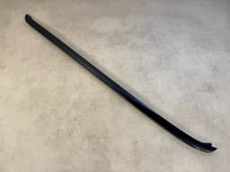 BMW BMW X5 E70 E70 LCI RIGHT WINDSHIELD DRIP MOLDING TRIM BLACK 51317250396 — thumbnail 1