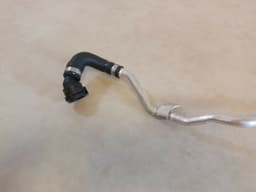 BMW NEW Original BMW G30 G31 G11 G12 G01 G02 Hose Pipe Coolant Pump 11538576310 — thumbnail 10