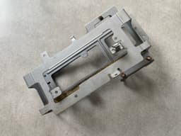 LAND ROVER GENUINE Land Rover Range Rover Sport L320 Metal Stereo Mounting Bracket 8H320445 — thumbnail 1