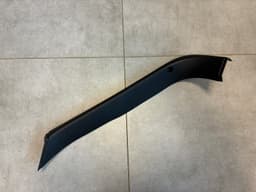 LAND ROVER GENUINE Land Rover Range Rover Sport L320 Right Tailgate Trim Panel — thumbnail 3