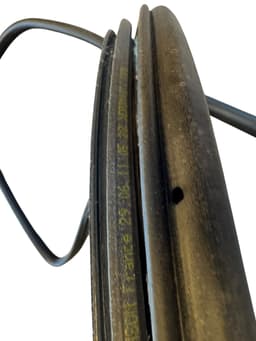 LAND ROVER GENUINE Land Rover Range Rover Sport L320 REAR DOOR RUBBER WEATHERSTRIP SEAL — thumbnail 4