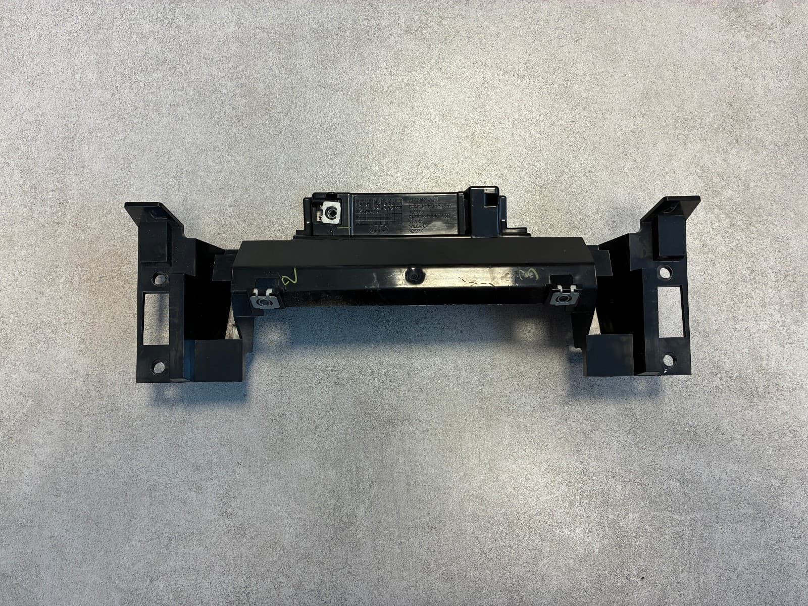 LAND ROVER GENUINE Land Rover Range Rover Sport Radio Cd Player Dash Kit Mount Bracket
