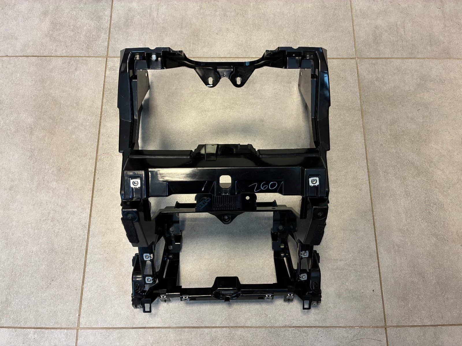 LAND ROVER GENUINE Land Rover Range Rover Sport L320 Dashboard Center Bracket LR021374
