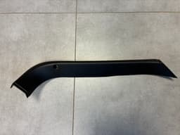 LAND ROVER GENUINE Land Rover Range Rover Sport L320 Left Tailgate Trim Panel — thumbnail 1