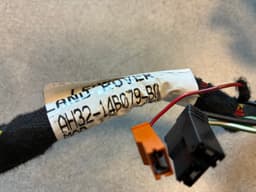 LAND ROVER GENUINE Land Rover Range Rover Sport L320 Centre Console Electrical Wiring Loom — thumbnail 3