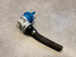 MERCEDES-BENZ MERCEDES G CLASS W463 GENUINE Fuel tank ventilation valve A0004767332 — thumbnail 3