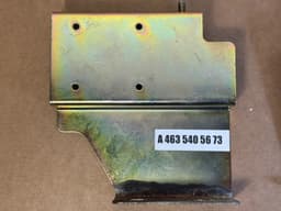 MERCEDES-BENZ Mercedes G W463 Genuine HOLDERS BRACKETS MOUNTING FOR CD CHANGER — thumbnail 6