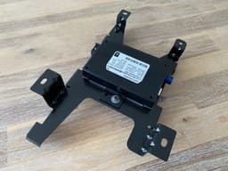 MERCEDES-BENZ Mercedes A B C CLS E ML G SL SLK class GENUINE Media Interface Control Module — thumbnail 5