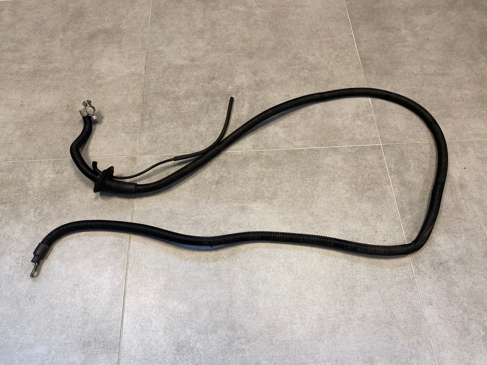 Mercedes G class W463 GENUINE Wiring Harness Battery To Terminal Point A46354023