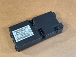 MERCEDES-BENZ Mercedes G class W463 GENUINE Seat Heater Control Module A2118702126 — thumbnail 1