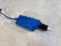 MERCEDES-BENZ Mercedes G class W463 Door Lock Actuator A0048202542 Not Genuine — thumbnail 7