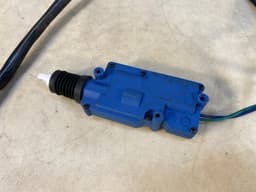 MERCEDES-BENZ Mercedes G class W463 Door Lock Actuator A0048202542 Not Genuine — thumbnail 8