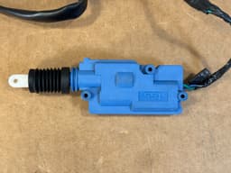 MERCEDES-BENZ Mercedes G class W463 Door Lock Actuator A0048202542 Not Genuine — thumbnail 5