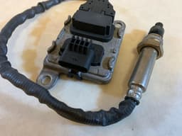 MERCEDES-BENZ Mercedes E CLS S Sprinter W213 W238 W257 W222 W907 OEM NOX Sensor Lambdasonde — thumbnail 10