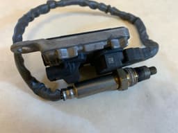 MERCEDES-BENZ Mercedes E CLS S Sprinter W213 W238 W257 W222 W907 OEM NOX Sensor Lambdasonde — thumbnail 6