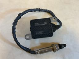 MERCEDES-BENZ Mercedes E CLS S Sprinter W213 W238 W257 W222 W907 OEM NOX Sensor Lambdasonde — thumbnail 1