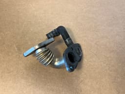 MERCEDES-BENZ Mercedes G class W463 4.0 cdi OM628 ORIGINAL Exhaust Gas Recirculation PIPE — thumbnail 2