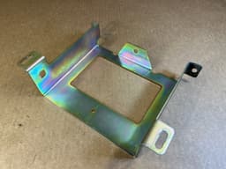 MERCEDES-BENZ Mercedes G class W463 GENUINE TV Tuner Holder Bracket A4635451847 — thumbnail 9
