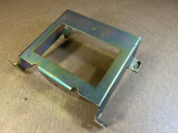 MERCEDES-BENZ Mercedes G class W463 GENUINE TV Tuner Holder Bracket A4635451847 — thumbnail 6