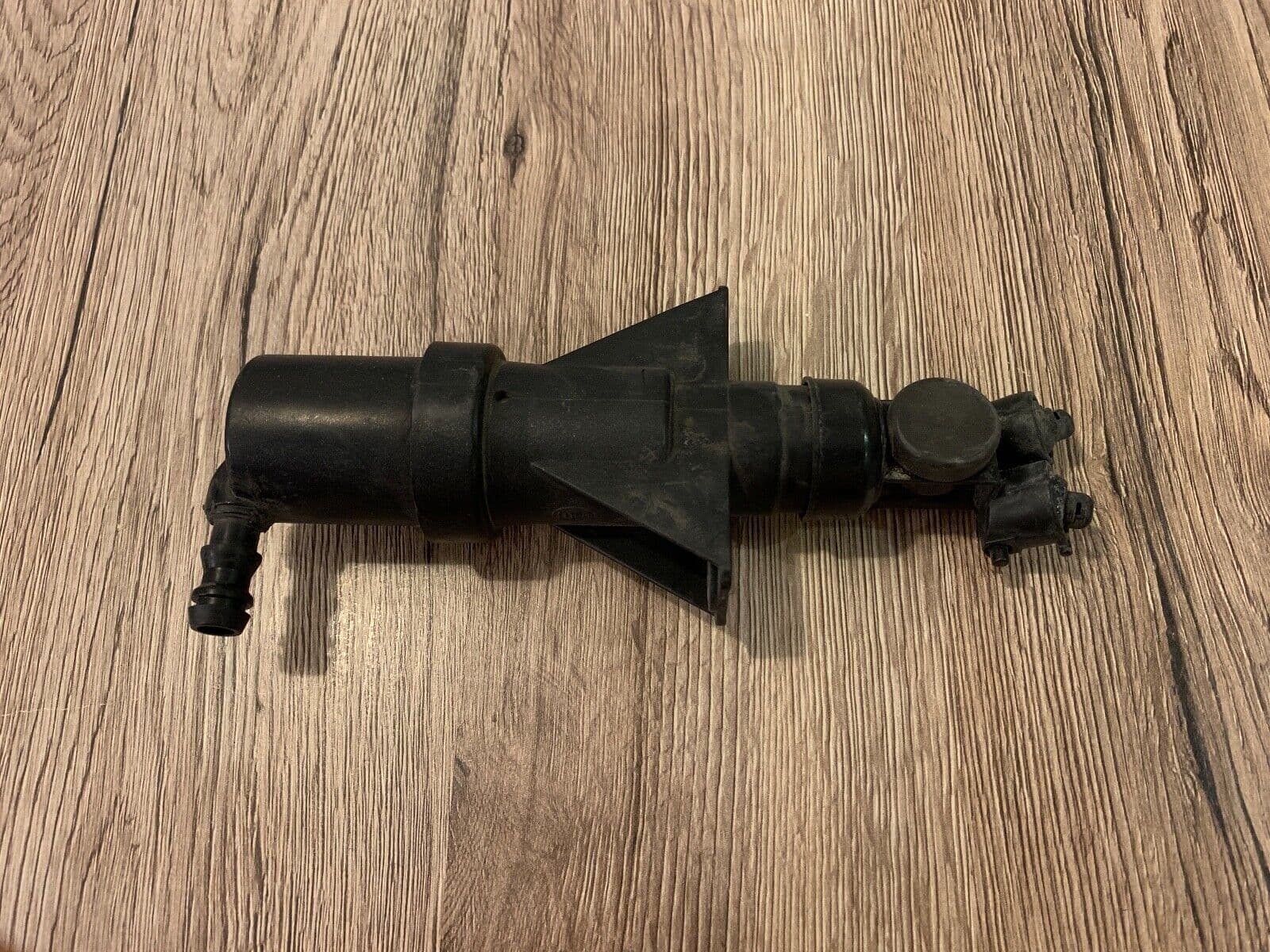 AUDI Audi A4 B5 A6 C5 4B OEM Headlight Washer nozzle 8D0955101