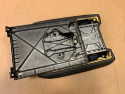 BMW BMW 5 e39 OEM Center console Armrest Black 51162698666 — thumbnail 8