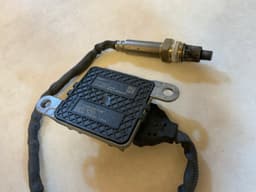 MERCEDES-BENZ Mercedes E CLS S Sprinter W213 W238 W257 W222 W907 OEM NOX Sensor Lambdasonde — thumbnail 3