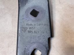 PORSCHE Porsche Cayenne 958 VW Touareg 7P Bonnet Hinge Left 7P5823301 E — thumbnail 5