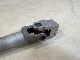PORSCHE Porsche 911 991 981 718 Steering Idler Shaft Cross Joint Steering Shaft Lower — thumbnail 2