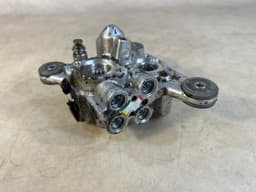 PORSCHE Porsche 911 991 GENUINE PDCC Suspension Valve Block 99135907702 — thumbnail 1