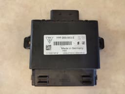 PORSCHE Porsche 911 991 VW TOUAREG 7P5 Power Voltage Converter Module Unit 7PP959663E — thumbnail 1