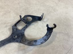PORSCHE Porsche 911 991 GENUINE Rear Right Holder For Speed Sensor 99160940201 — thumbnail 3
