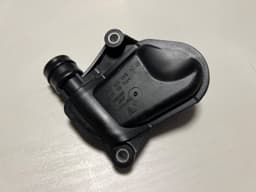 PORSCHE Porsche 911 991 997 GENUINE Crankcase Ventilation Valve Cover 9A110503800 — thumbnail 2