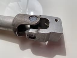 PORSCHE Porsche 911 991 981 718 Steering Idler Shaft Cross Joint Steering Shaft Lower — thumbnail 2