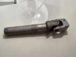 PORSCHE Porsche 911 991 981 718 Steering Idler Shaft Cross Joint Steering Shaft Lower — thumbnail 1