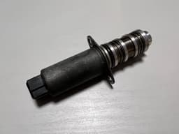 PORSCHE Porsche 911 991 GENUINE Engine Oil Control Variable Valve Solenoid 9A110530404 — thumbnail 6