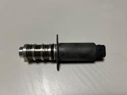 PORSCHE Porsche 911 991 GENUINE Engine Oil Control Variable Valve Solenoid 9A110530404 — thumbnail 9