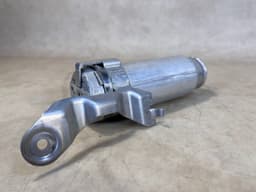 PORSCHE GENUINE PORSCHE 911 991 CARRERA TURBO A/C DRIER PRESSURE LINE 94457314301 — thumbnail 10