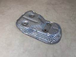 PORSCHE Porsche Cayenne 958 VW Touareg 7P heat shield 7P5825753 A — thumbnail 1