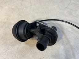 PORSCHE Porsche 911 991 Cayman 981 982 Engine Coolant Control Valve Unit with Bracket — thumbnail 5