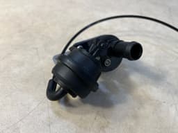 PORSCHE Porsche 911 991 Cayman 981 982 Engine Coolant Control Valve Unit with Bracket — thumbnail 7