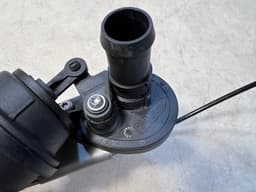 PORSCHE Porsche 911 991 Cayman 981 982 Engine Coolant Control Valve Unit with Bracket — thumbnail 10