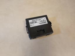 VW Genuine VW GOLF VII 2013 Gateway High Control Module Unit 5Q0907530F — thumbnail 1