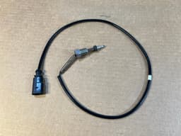 VW GENUINE AUDI SKODA VOLKSWAGEN Flue gas temperature sensor 03L906088BD — thumbnail 9