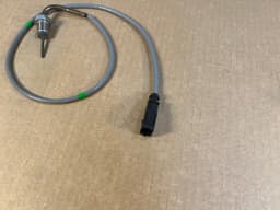 VW GENUINE VW AUDI SEAT SKODA Flue gas temperature sensor 04L906088CT — thumbnail 2