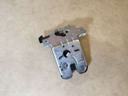 VW Original Skoda Kodiaq Trunk Lock door 3V0827505C — thumbnail 9